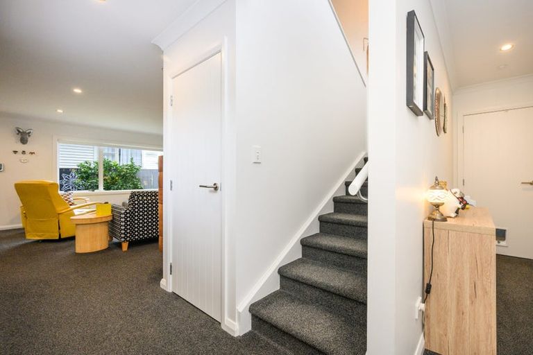 Photo of property in 5a Athlone Place, Hokowhitu, Palmerston North, 4410