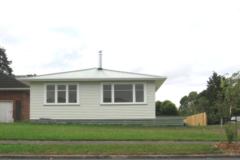 Photo of property in 7 Glengarry Road, Glen Eden, Auckland, 0602