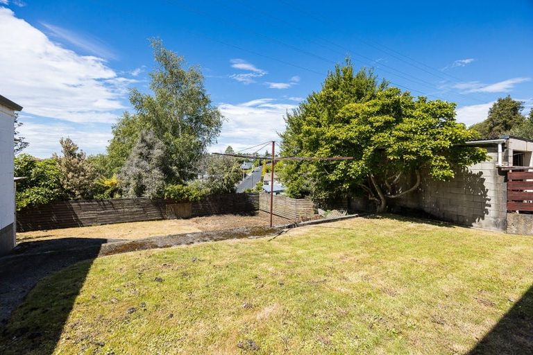 Photo of property in 112 Centennial Avenue, Helensburgh, Dunedin, 9010