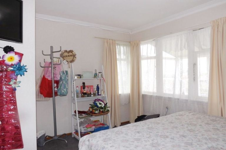 Photo of property in 20 Ferguson Street, Levin, 5510