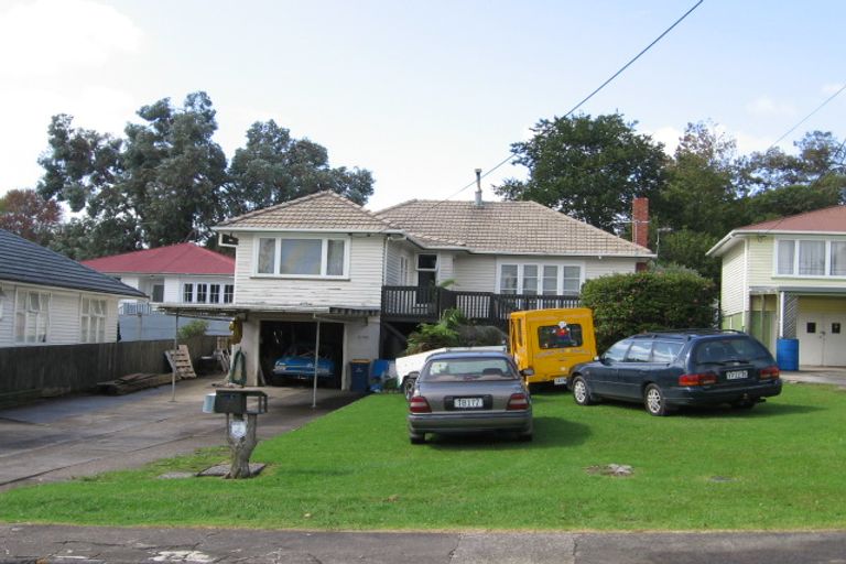 Photo of property in 7 Preston Avenue, Henderson, Auckland, 0610