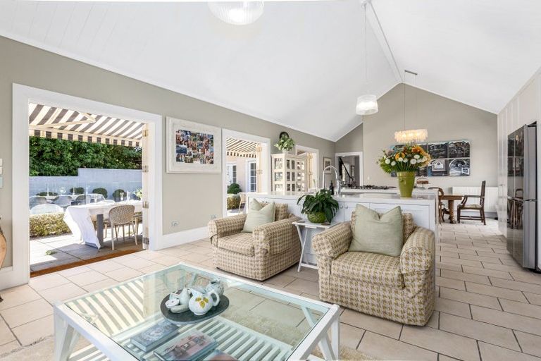 Photo of property in 70 Te Moana Road, Waikanae Beach, Waikanae, 5036