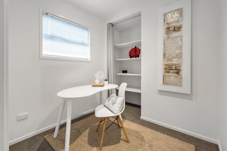 Photo of property in 17 Hayley Lane, East Tamaki Heights, Auckland, 2016