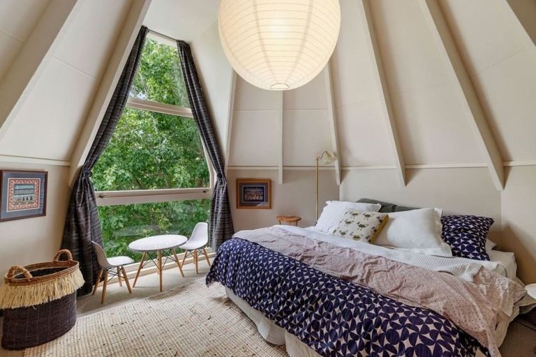 Photo of property in 11 Stormont Place, Avonhead, Christchurch, 8042