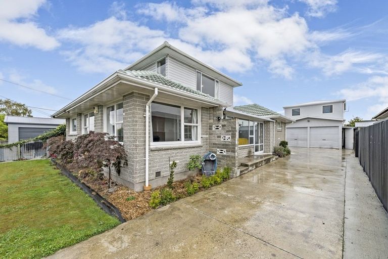 Photo of property in 83 Cotswold Avenue, Bishopdale, Christchurch, 8053