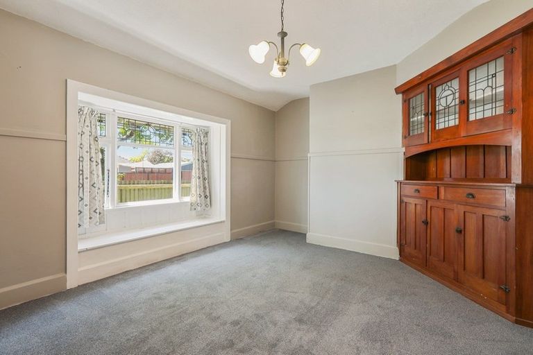 Photo of property in 102 Retreat Road, Avonside, Christchurch, 8061