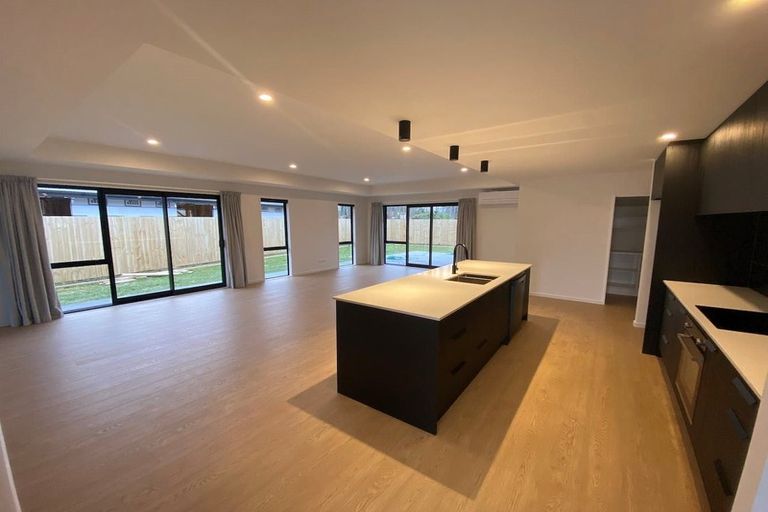 Photo of property in 19 Mcquillan Avenue, Woodend, 7610