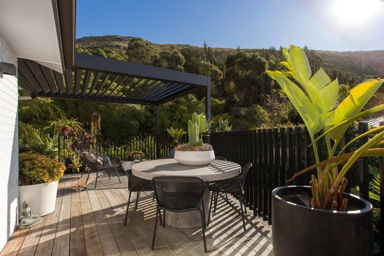 Photo of property in 10 Finnsarby Place, Sumner, Christchurch, 8081