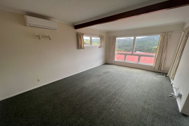 Photo of property in 7 Denbigh Way, Wilton, Wellington, 6012