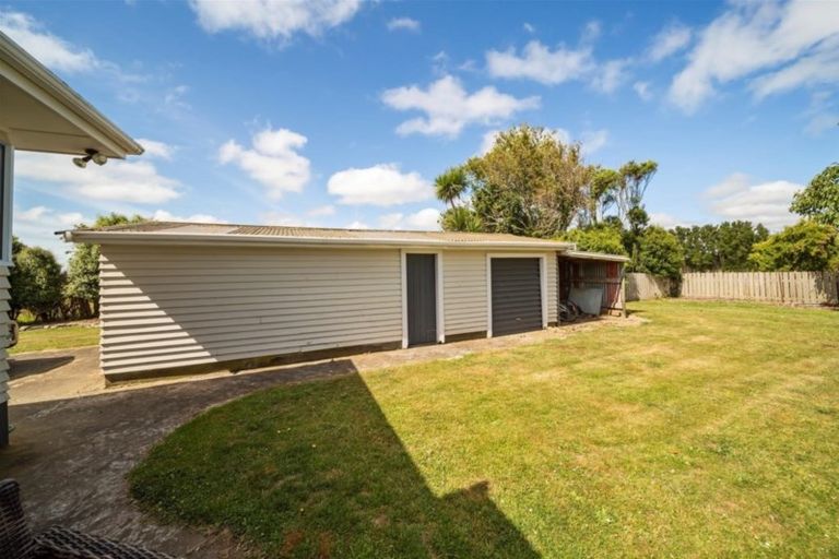 Photo of property in 323 Hunter Road, Eltham, Hawera, 4673