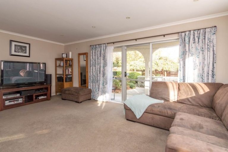 Photo of property in 17 Saturn Crescent, Milson, Palmerston North, 4414