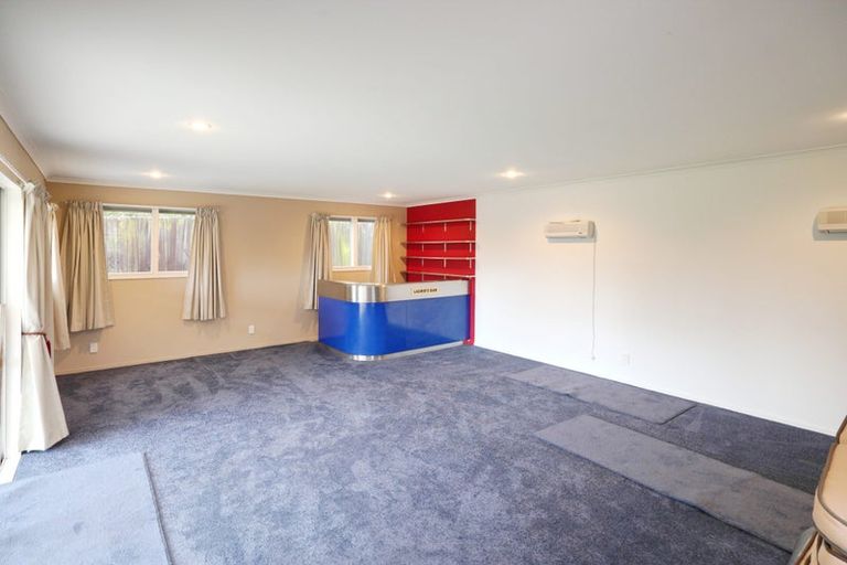Photo of property in 41a Lake Terrace Road, Burwood, Christchurch, 8061