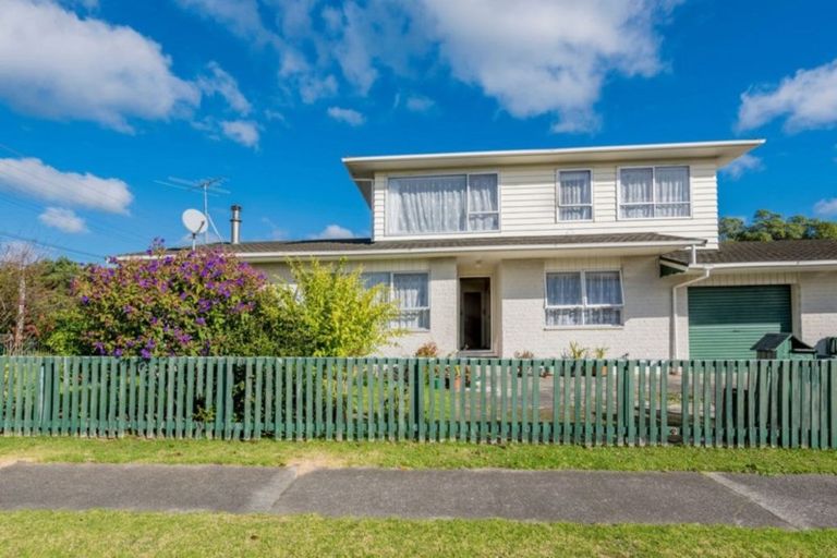 Photo of property in 2a Sylvan Avenue, Waikanae, 5036
