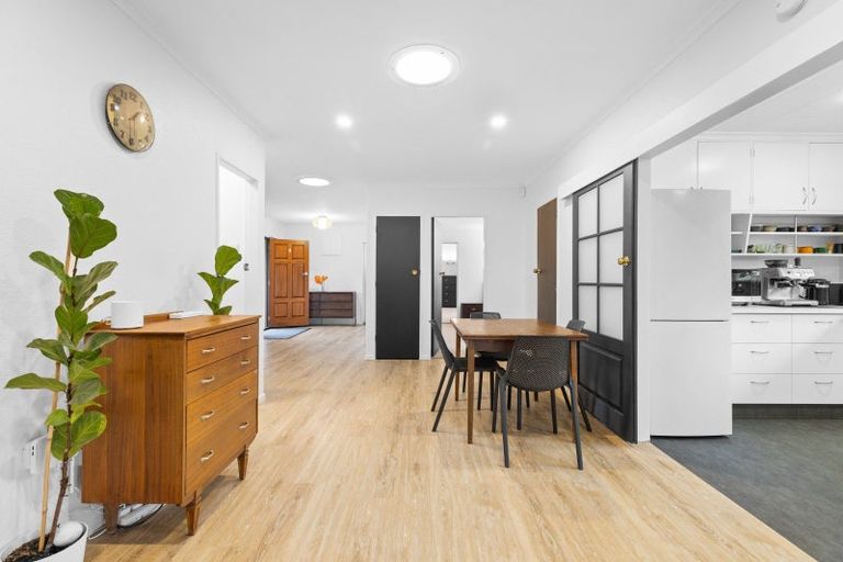 Photo of property in 50 Windsor Street, Terrace End, Palmerston North, 4410