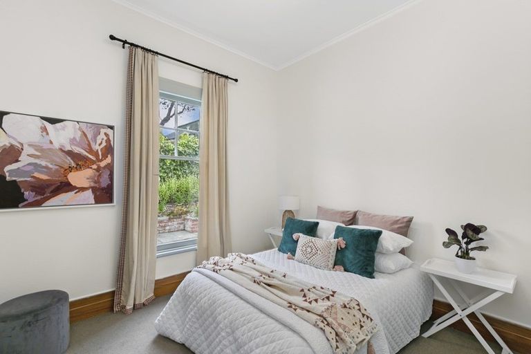 Photo of property in 51 Simla Crescent, Khandallah, Wellington, 6035