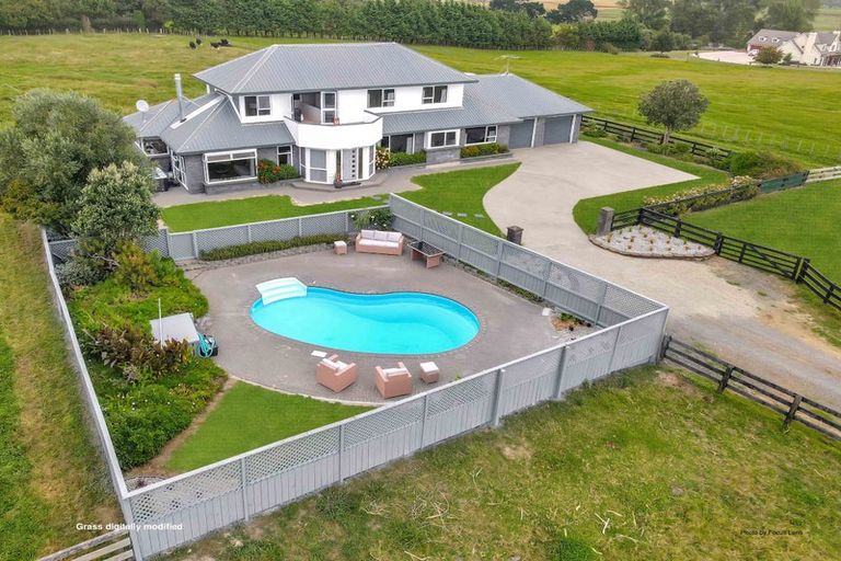 Photo of property in 61 Whatapaka Road, Karaka, Papakura, 2580