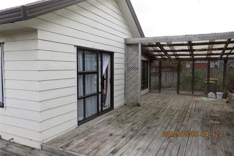 Photo of property in 56 Vintage Drive, Henderson, Auckland, 0612