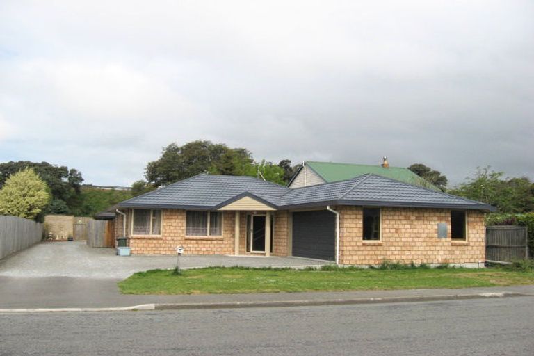 Photo of property in 75 Sneyd Street, Kaiapoi, 7630