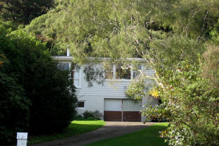 Photo of property in 101 Manuka Street, Stokes Valley, Lower Hutt, 5019