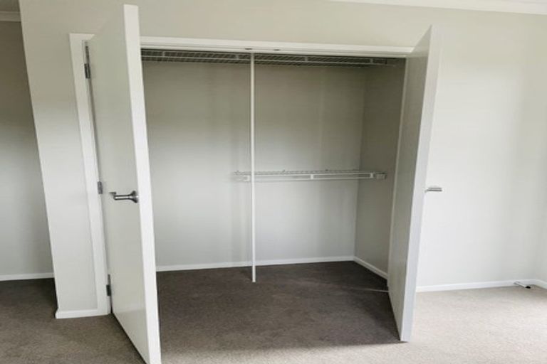 Photo of property in 3 Awakeri Street, Kumeu, 0810