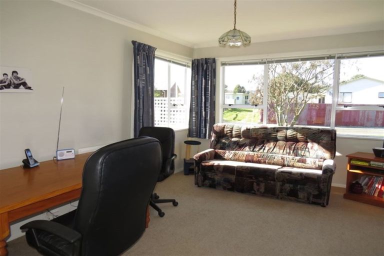 Photo of property in 24d Douglas Street, Levin, 5510