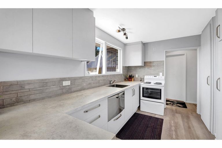 Photo of property in 6 Bowie Drive, Woodend, 7610