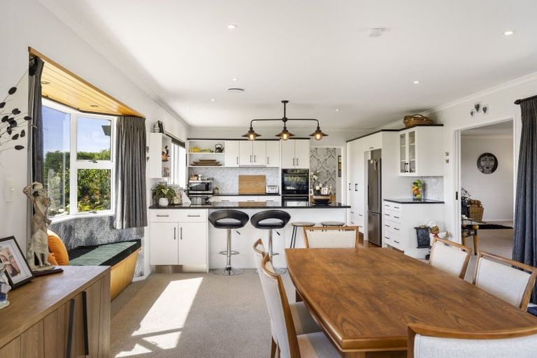 Photo of property in 281 Waihi Road, Hawera, 4673