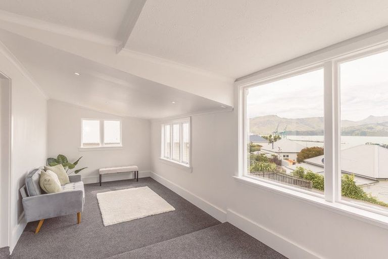 Photo of property in 24 Voelas Road, Lyttelton, 8082