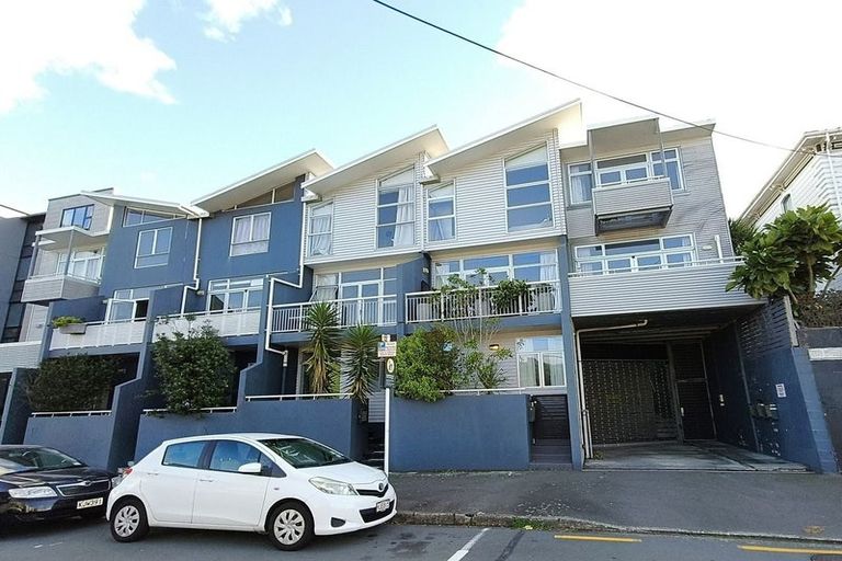 Photo of property in Mondrian Townhouses, 7/24 Hanson Street, Mount Cook, Wellington, 6021