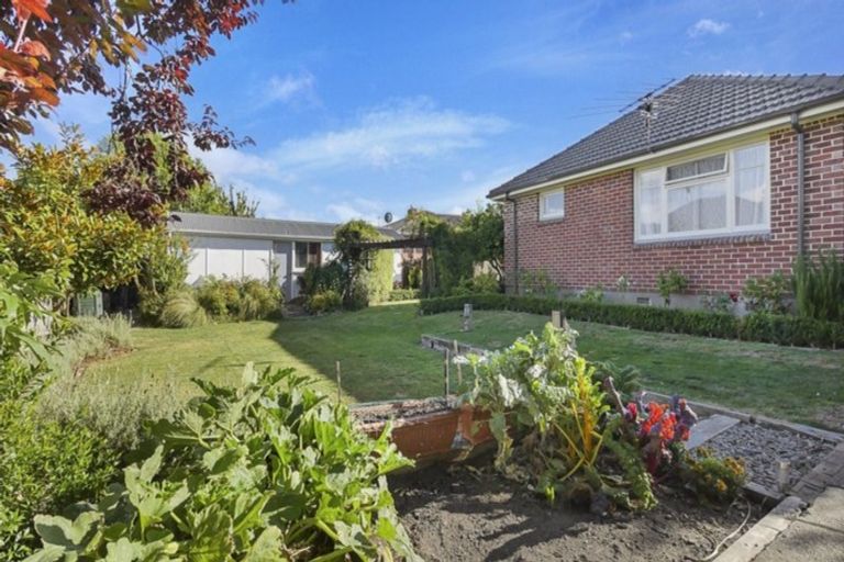 Photo of property in 313 Hills Road, Mairehau, Christchurch, 8013