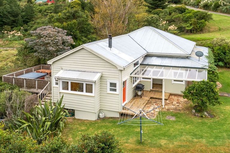 Photo of property in 60 Te Ana Lane, Thames, 3577