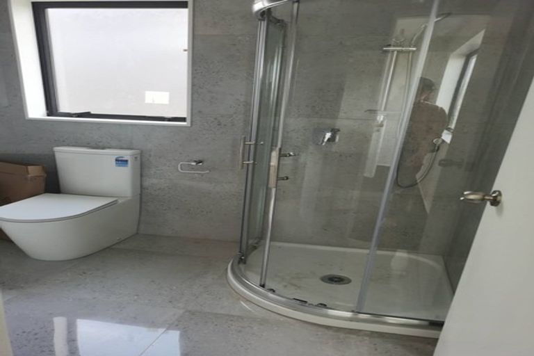 Photo of property in 22e Tui Crescent, Manurewa, Auckland, 2102