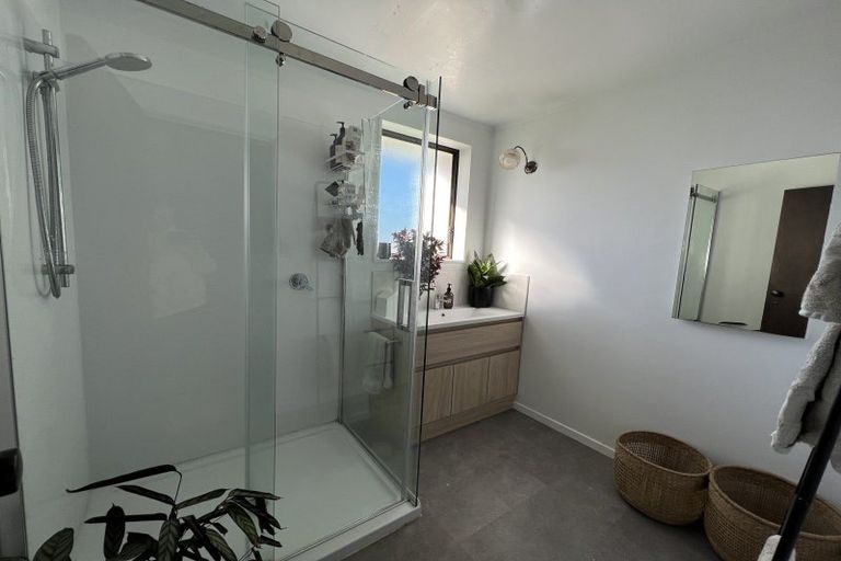 Photo of property in 137 Tuhikaramea Road, Dinsdale, Hamilton, 3204