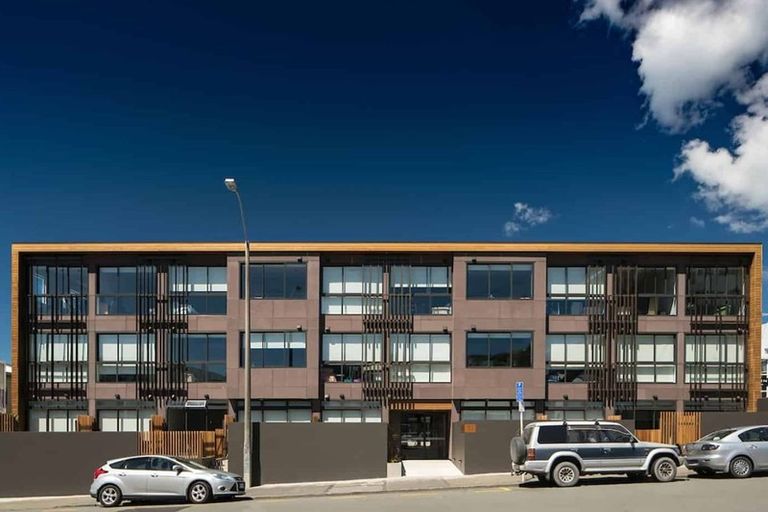 Photo of property in Vedado Apartments, 208/41 Hopper Street, Mount Cook, Wellington, 6011