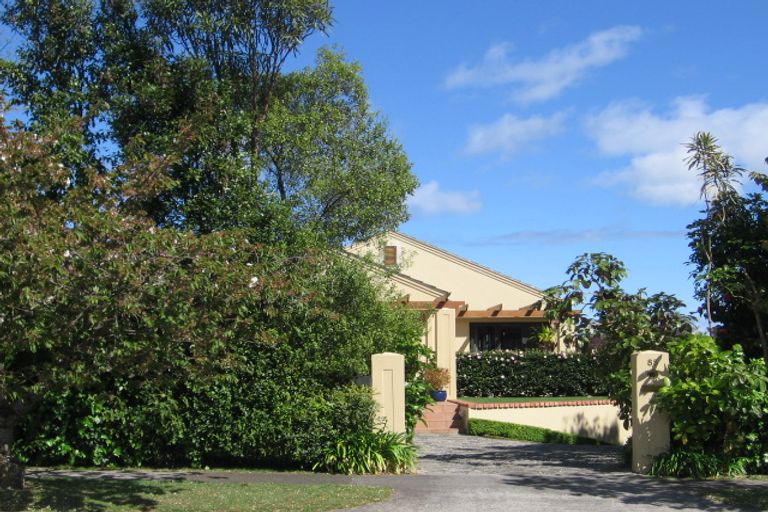 Photo of property in 85 Rokino Road, Hilltop, Taupo, 3330