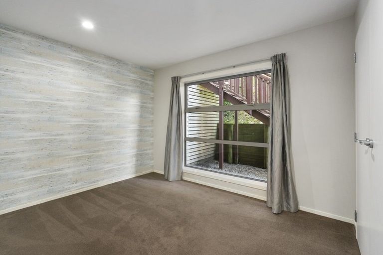 Photo of property in 17 Kennedy Place, Waikanae Beach, Waikanae, 5036