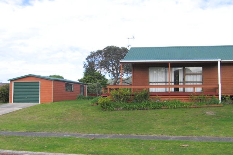 Photo of property in 2 Prescott Place, Pauanui, Hikuai, 3579