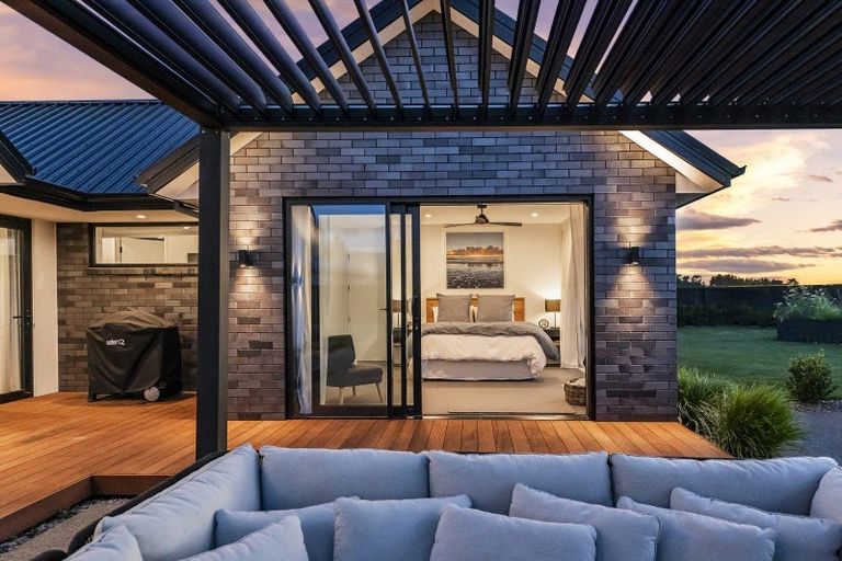 Photo of property in 42 Ridgeland Way, West Melton, 7618