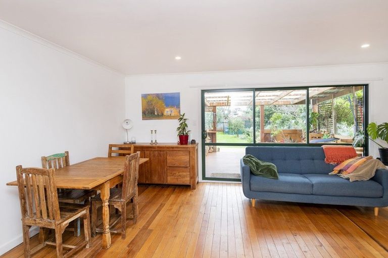 Photo of property in 14 School Road, Te Hapara, Gisborne, 4010