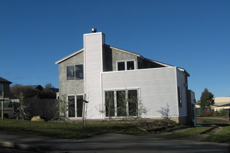 Photo of property in 5 Totara Terrace, Wanaka, 9305