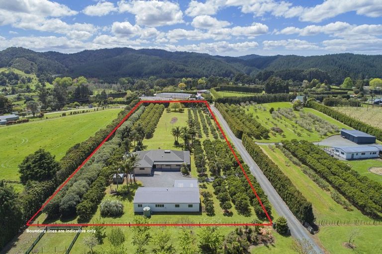 Photo of property in 21 Richards Road, Kauri, Kamo, 0185