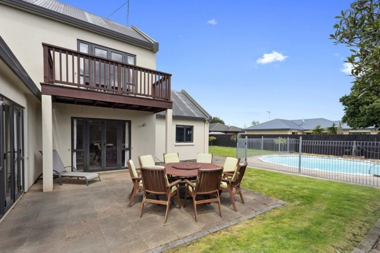Photo of property in 15 Blairgowrie Place, Rototuna North, Hamilton, 3210