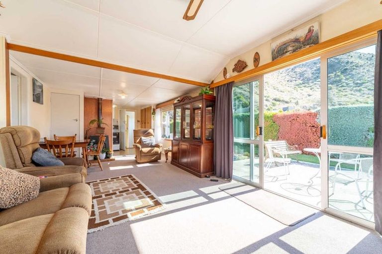 Photo of property in 69 Gordon Street, Kurow, 9435