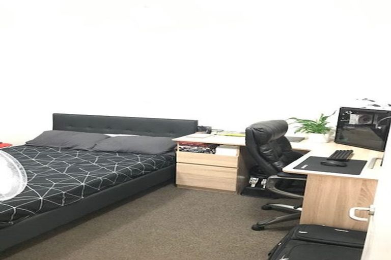 Photo of property in Monvie Apartments, 101/15 Holland Street, Te Aro, Wellington, 6011