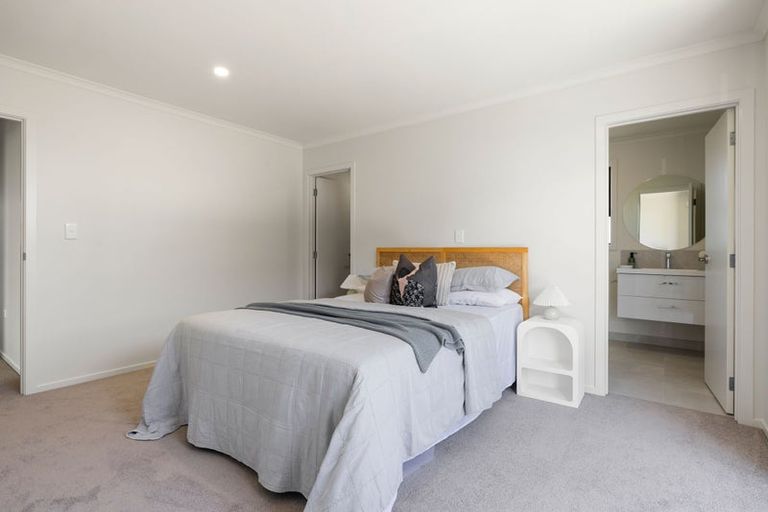 Photo of property in 10 Oralee Terrace, Peacocke, Hamilton, 3206