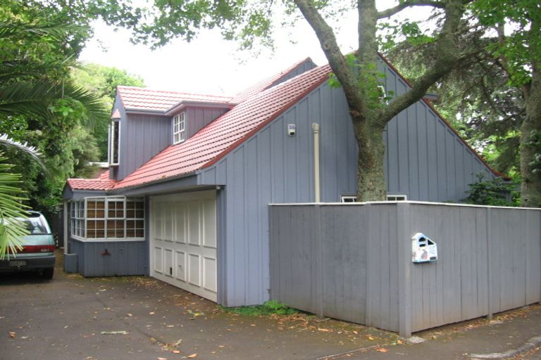 Photo of property in 7 Crown Lane, Remuera, Auckland, 1050