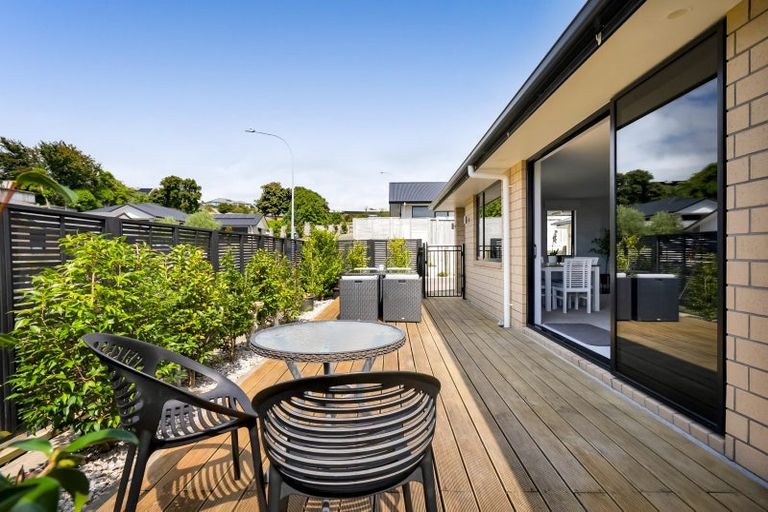 Photo of property in 3 Frederick Place, Whalers Gate, New Plymouth, 4310