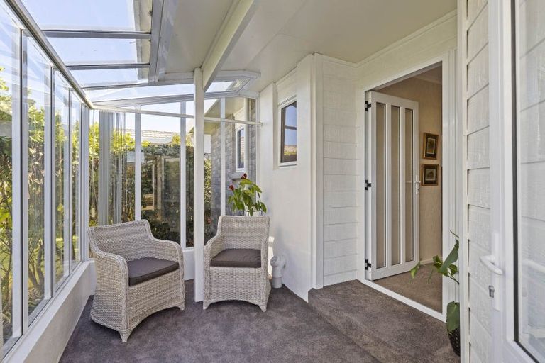 Photo of property in 2/13 Chatswood Grove, Fitzroy, New Plymouth, 4312