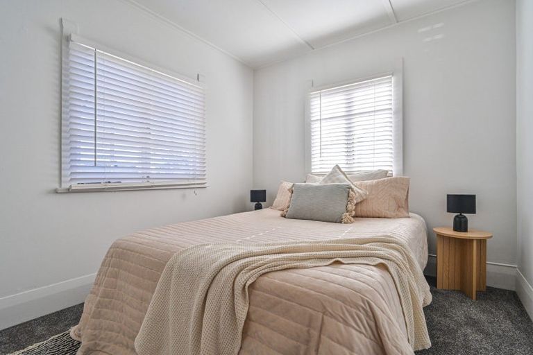Photo of property in 709w Queen Street West, Saint Leonards, Hastings, 4120