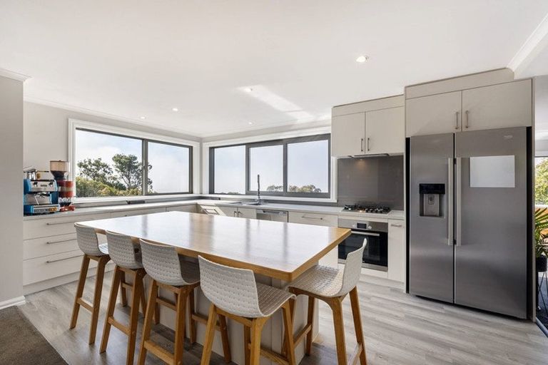 Photo of property in 170 Mount Pleasant Road, Mount Pleasant, Christchurch, 8081